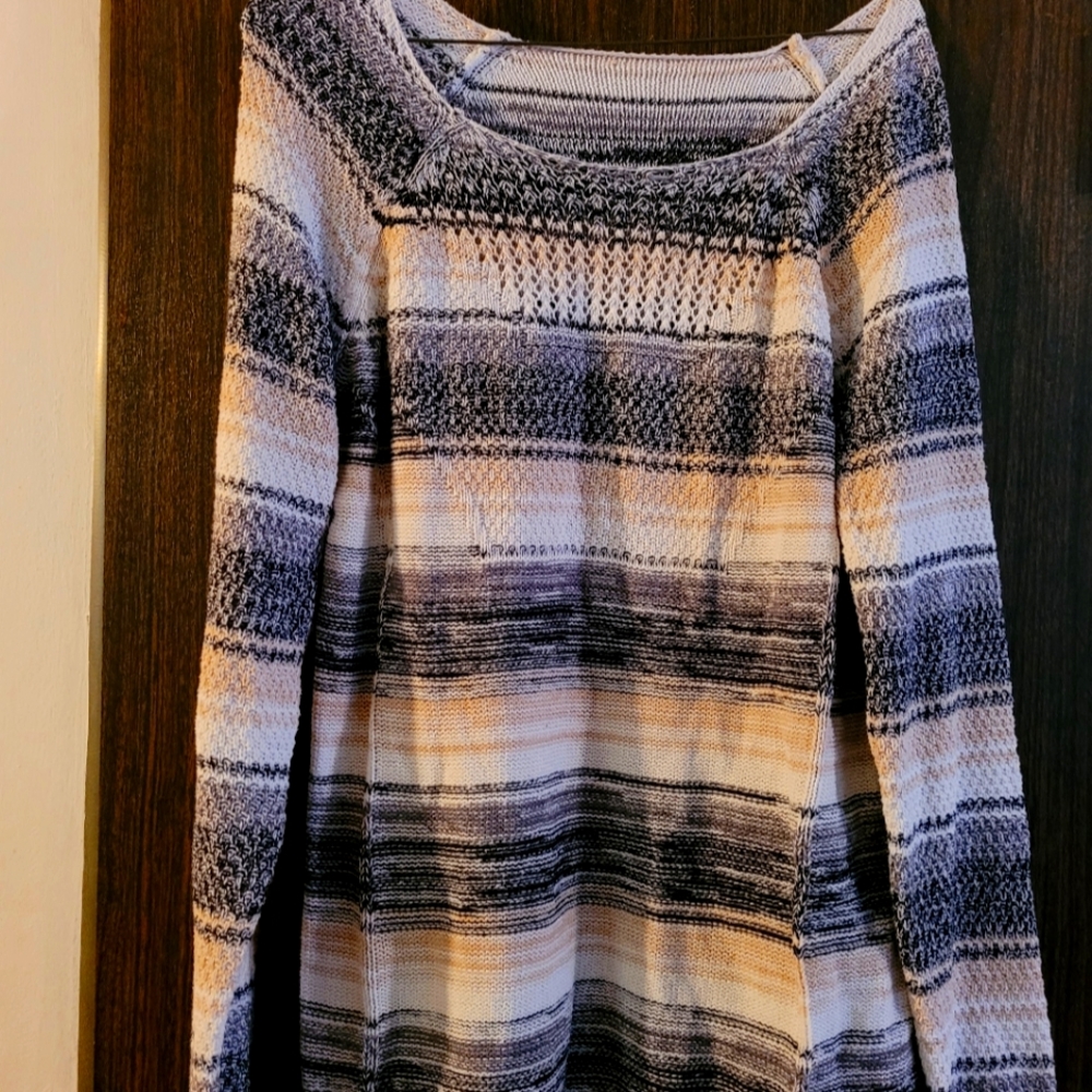 Super cute sweater